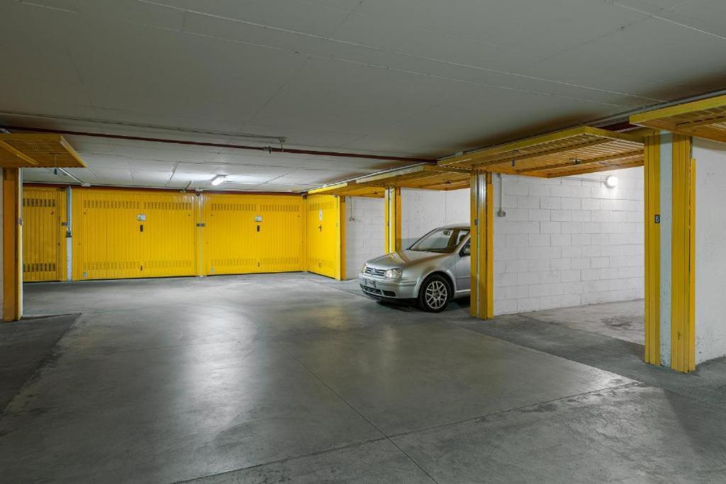 Gallery Room — Photos 2